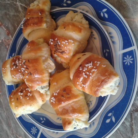Kapros túrókrémes croissant