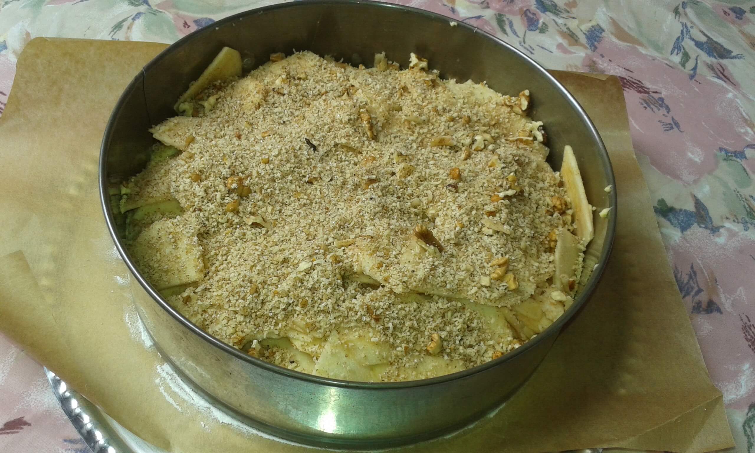Almás-diós lepénytorta elkészítésének 6. lépése
