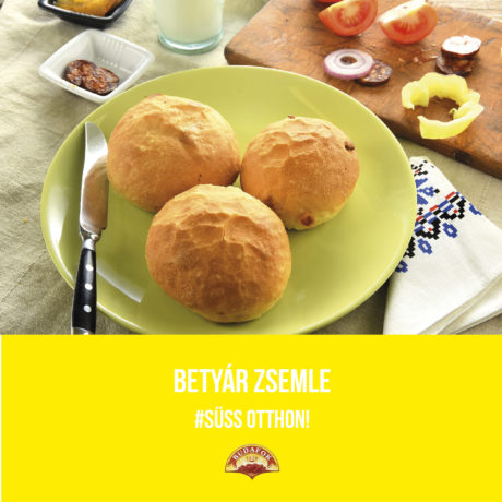Betyár zsemle