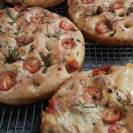 Paradicsomos-rozmaringos focaccia