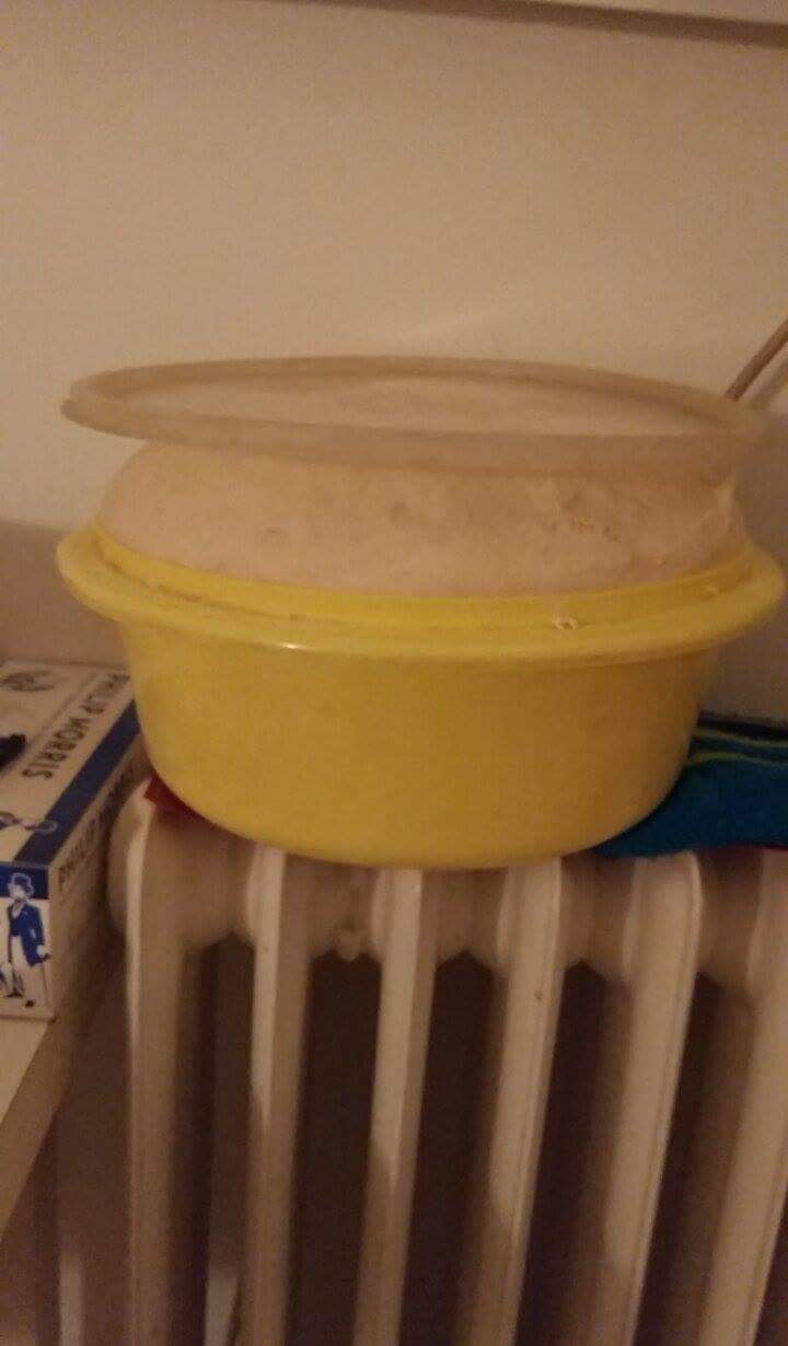 Pizza elkészítésének 1. lépése