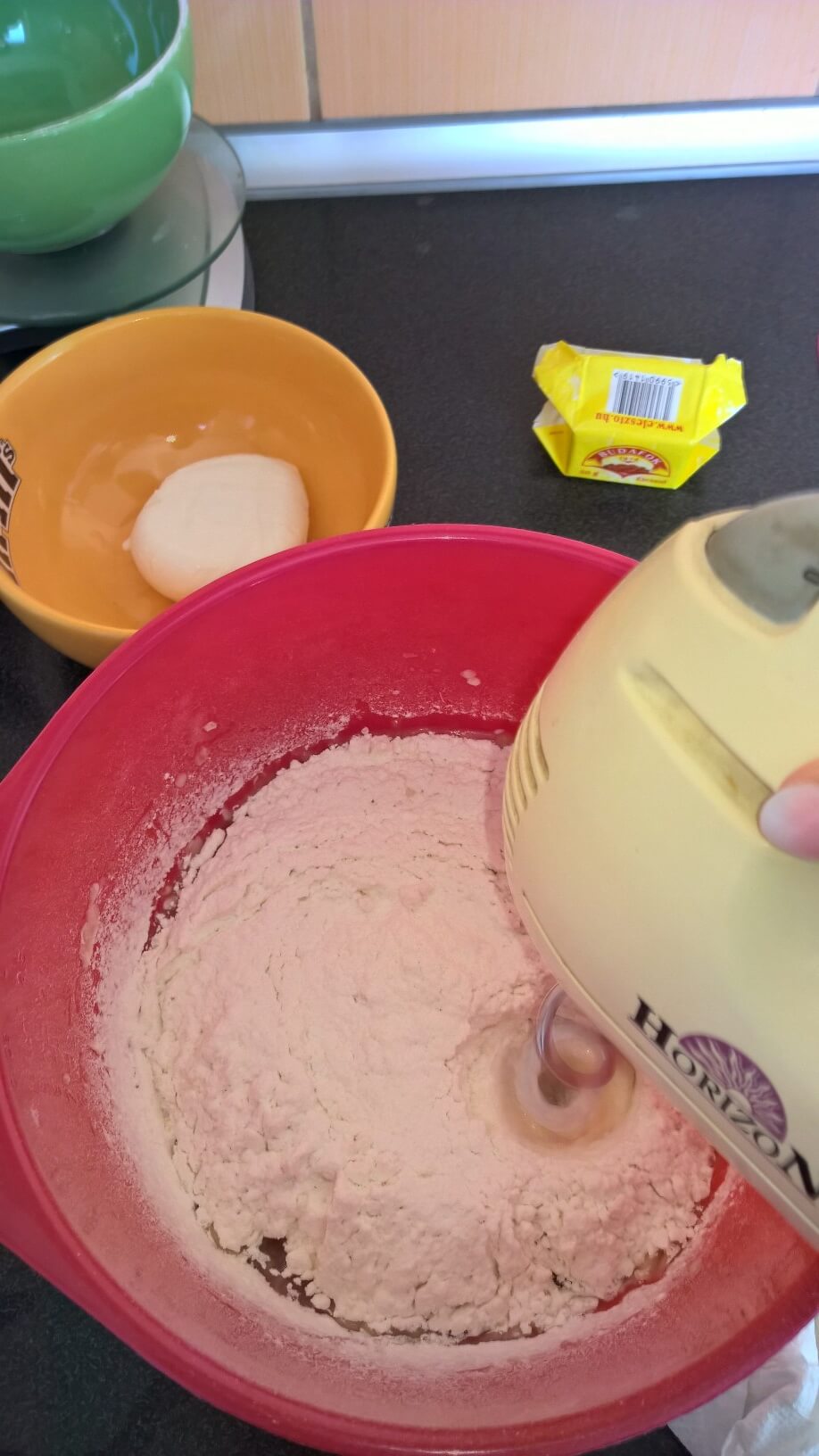 Spenótos mozzarellás csiga elkészítésének 9. lépése