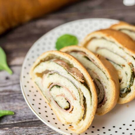 Spenótos töltött stromboli